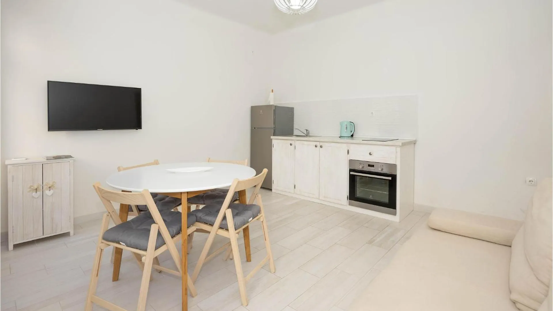 Amazing Apartment In Trogir With Kitchen