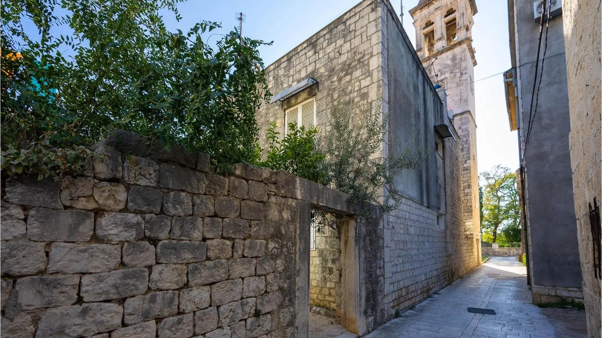 Amazing Apartment In Trogir With Kitchen 0*,  Croatia