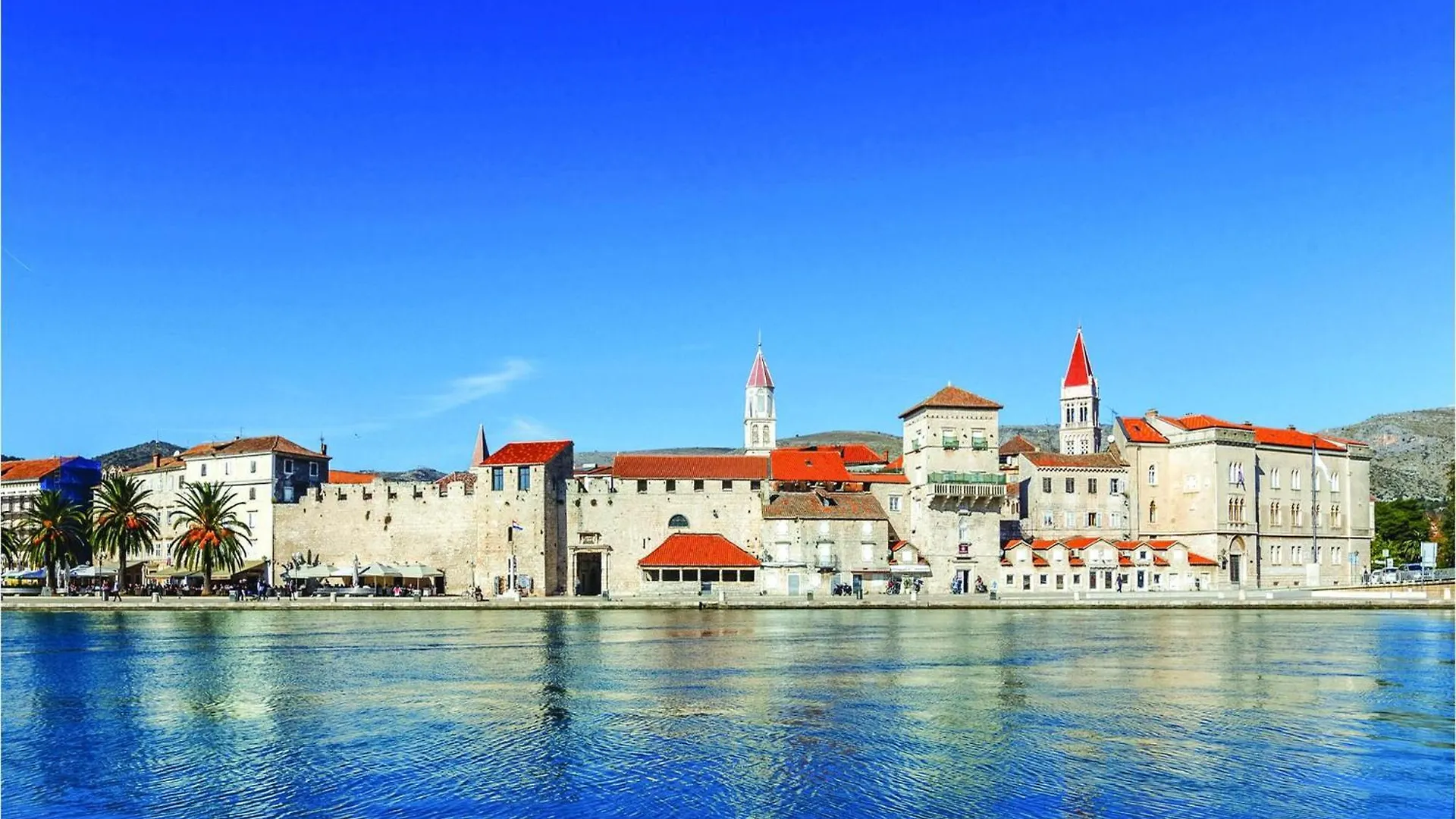 Amazing Apartment In Trogir With Kitchen