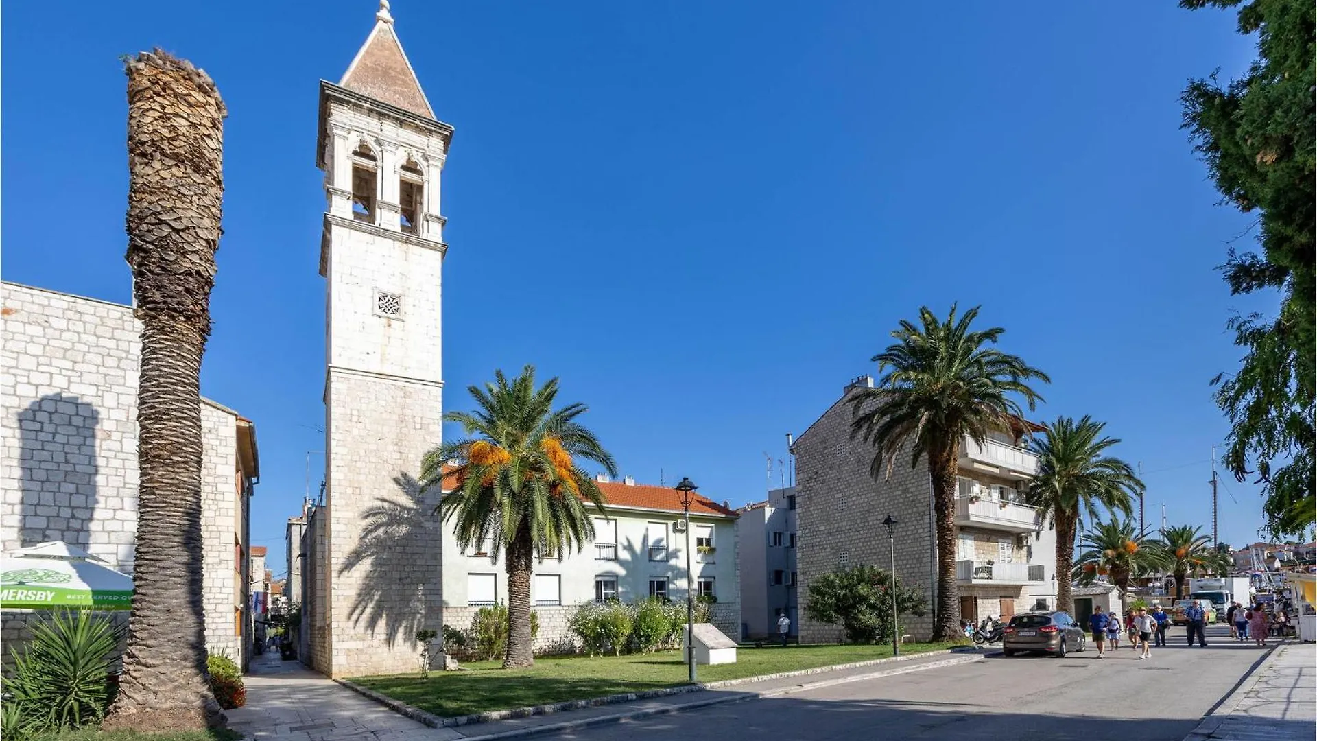 Amazing Apartment In Trogir With Kitchen location